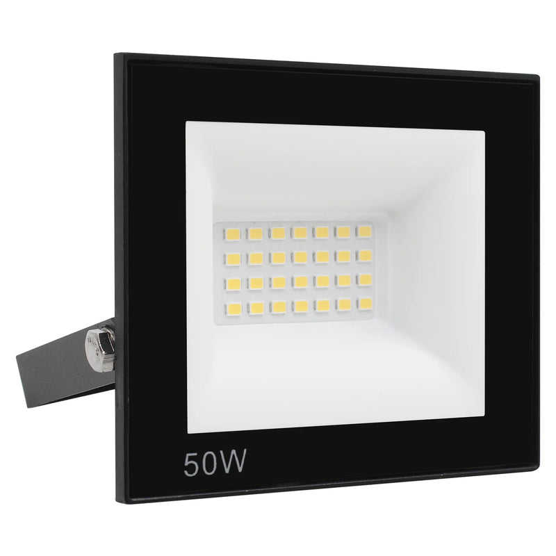 Kit 2 Refletores LED 50W Holofote Bivolt IP66: Iluminação Potente e Durável para Qualquer Ambiente